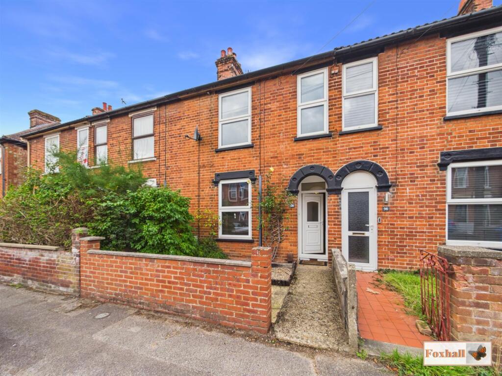 3-bed terraced on Camden Road, Ipswich, £230,000