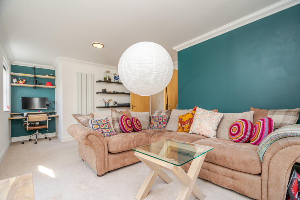 Apartment in Milton Keynes, Medbourne, Shenley Church End - View 5