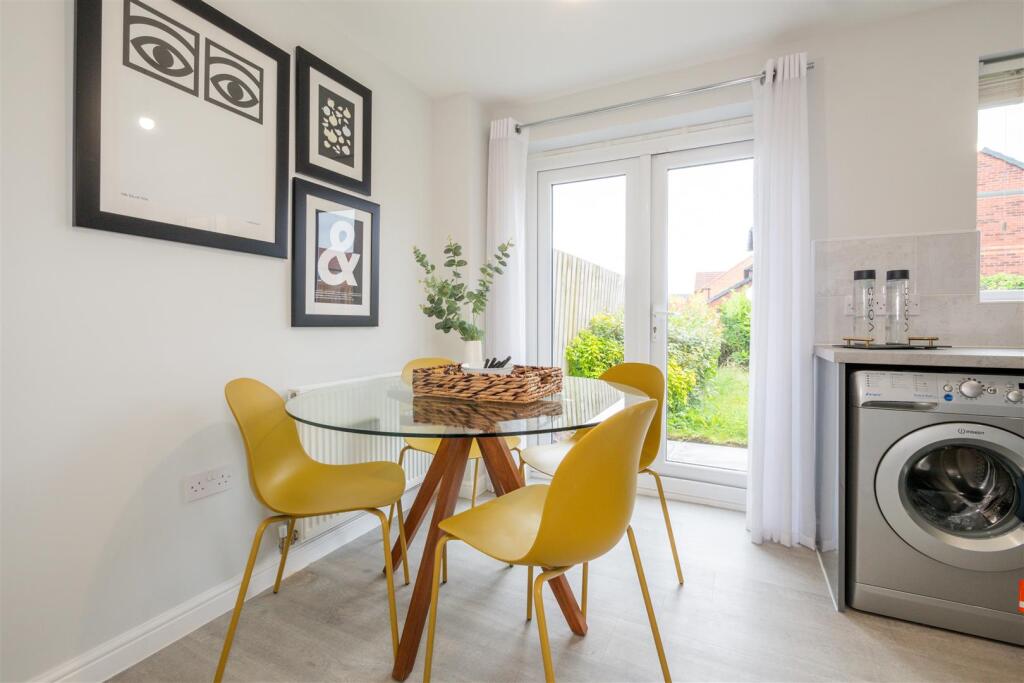 Additional image 8 of Northbeck Grange, Bradford, BD7