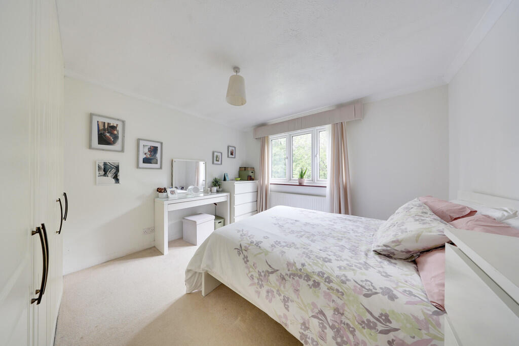 House in London - View 5