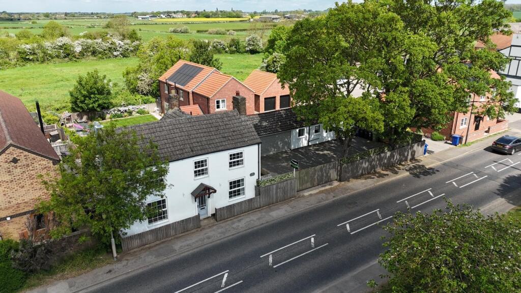 Main image of property: Main Road, Langworth, Lincoln