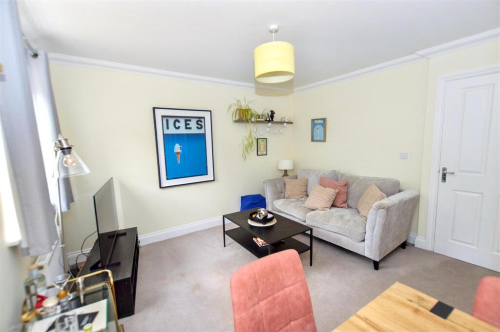 House in North Norfolk, Holt - View 2