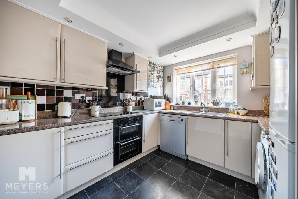 Additional image 4 of 2 Townsend Farm Barton, Templecombe, BA8