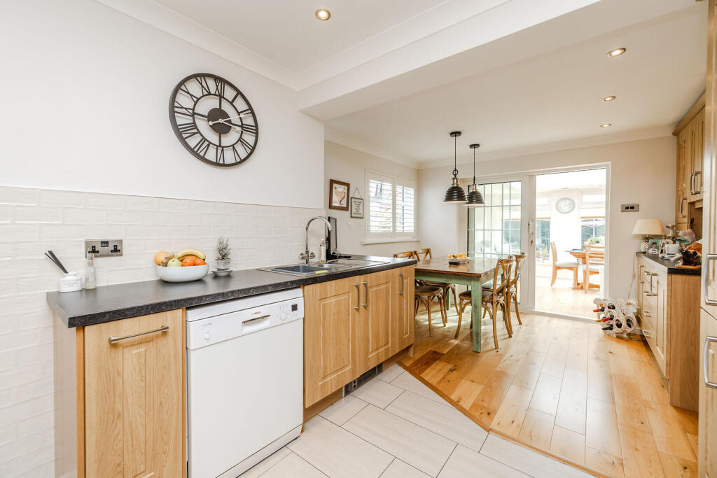 House in Newcastle upon Tyne, Westerhope - More
