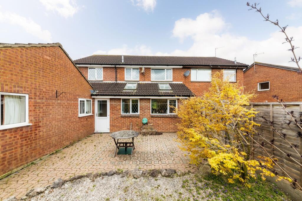 House in Vale of White Horse, Peachcroft, Abingdon on Thames - View 2