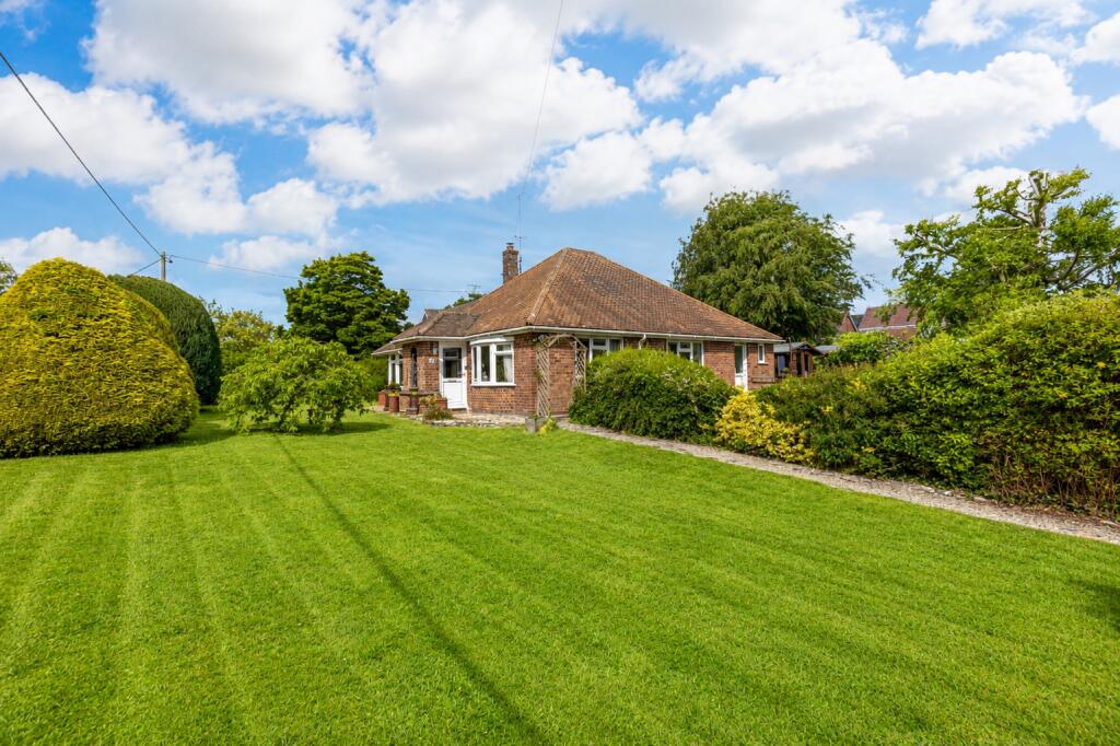 3-bed detached on High Street, Pewsey, Wiltshire, SN9, £525,000