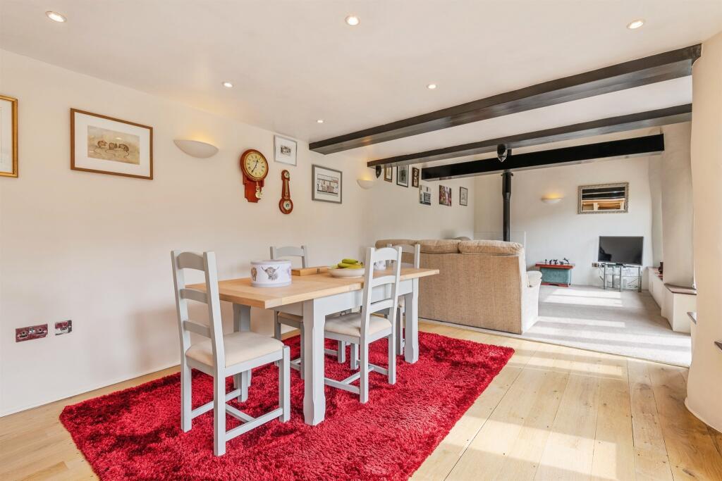 House in Taunton - View 2