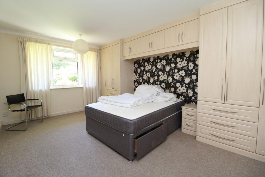 Apartment in Bournemouth - More