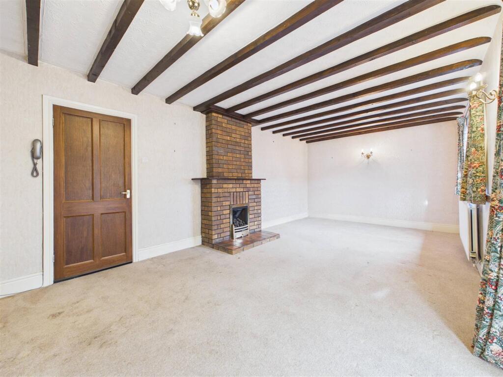 Park Close, Kineton photo 2