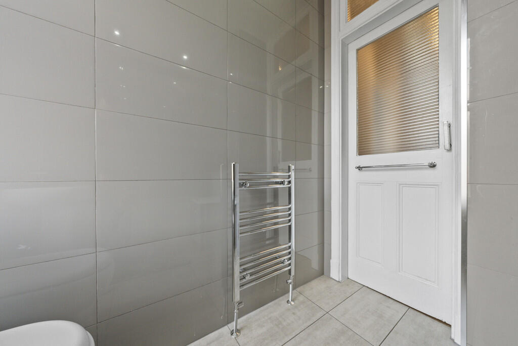 Apartment in Cessnock, Glasgow City - More
