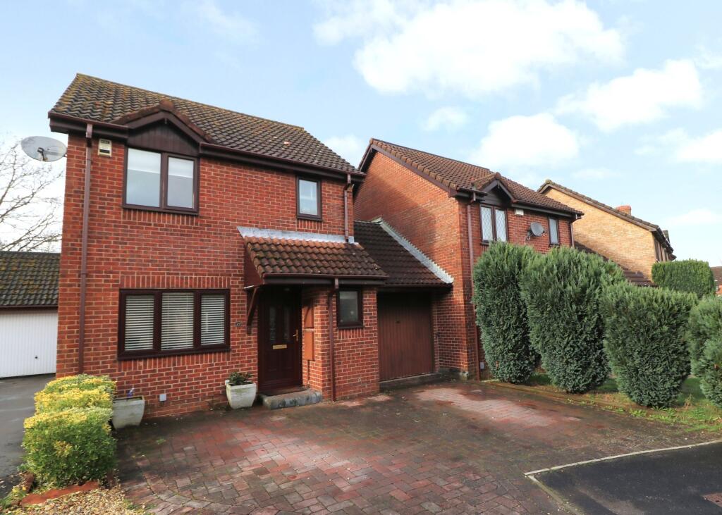 Main image of property: St. Lawrence Close, Hedge End, SO30