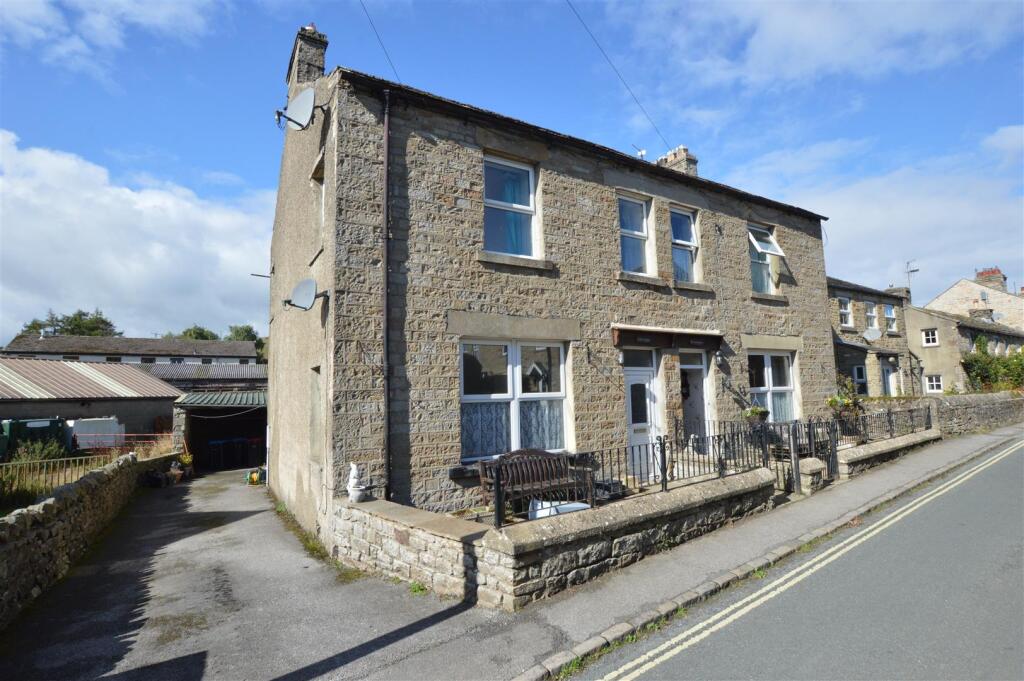 Main image of property: Glendale, Arkengarthdale Road, Reeth, Swaledale