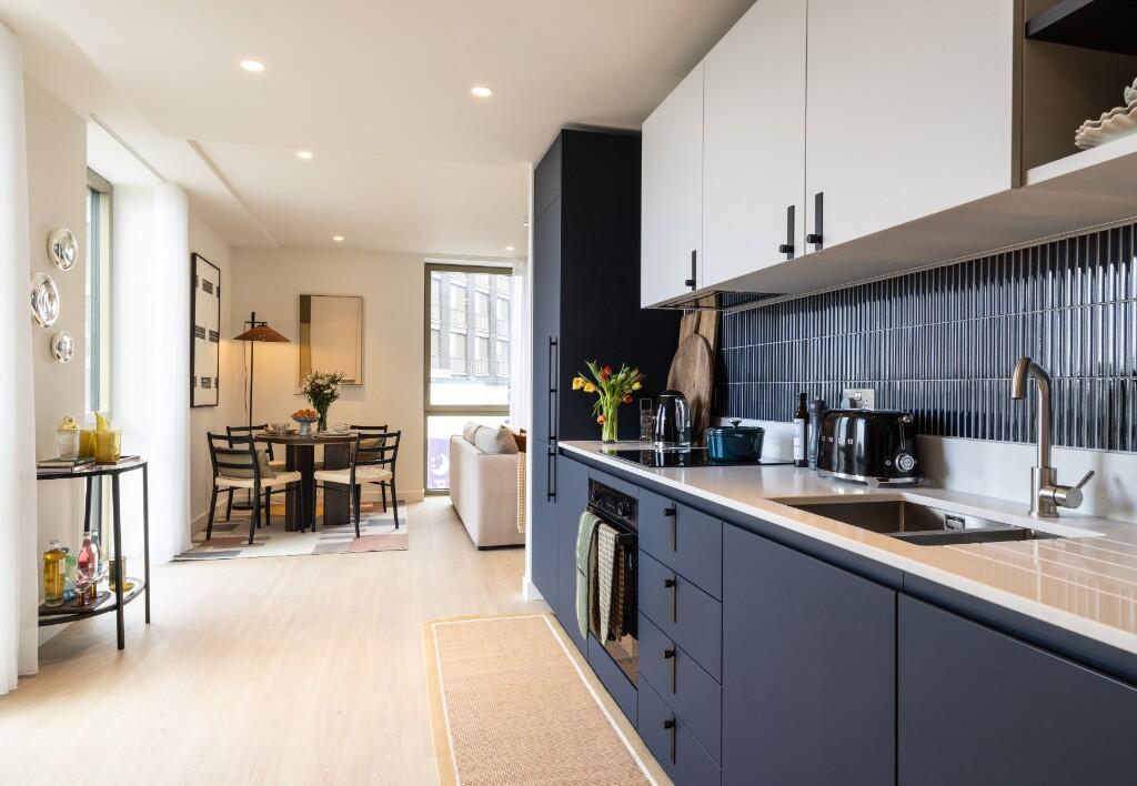 Main image of property: Ferry Island Related Argent, N17