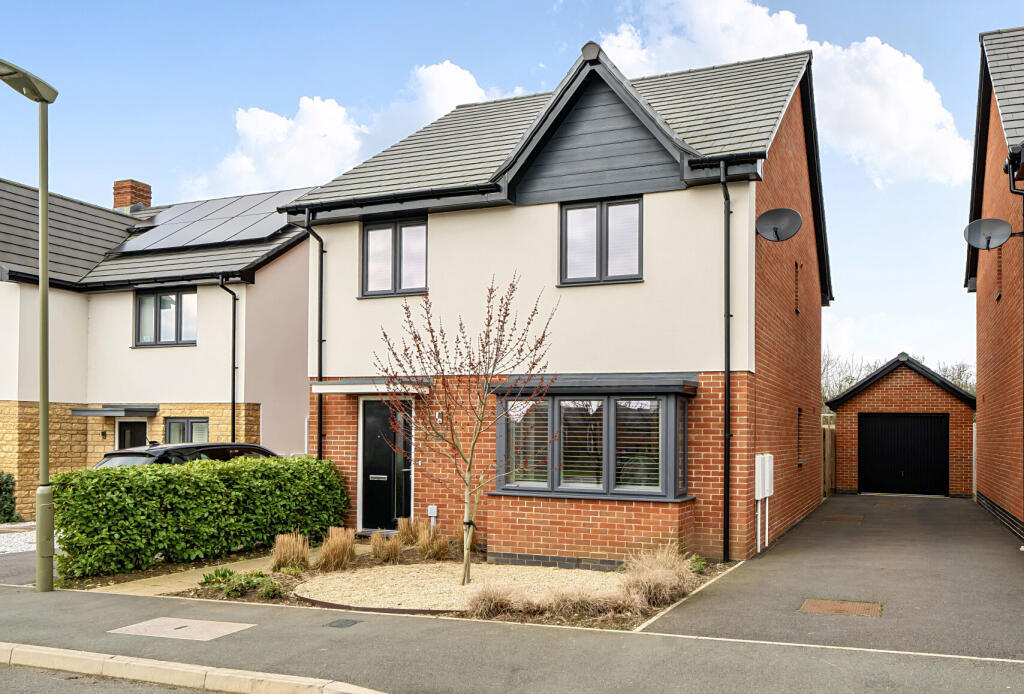 Main image of property: Millet Way, Curbridge, Witney, Oxfordshire, OX29
