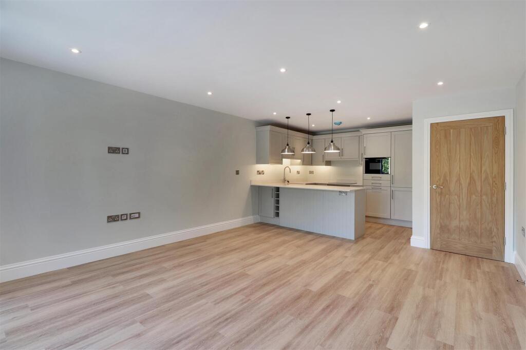 Main image of property: Silverdale Mews, Tunbridge Wells
