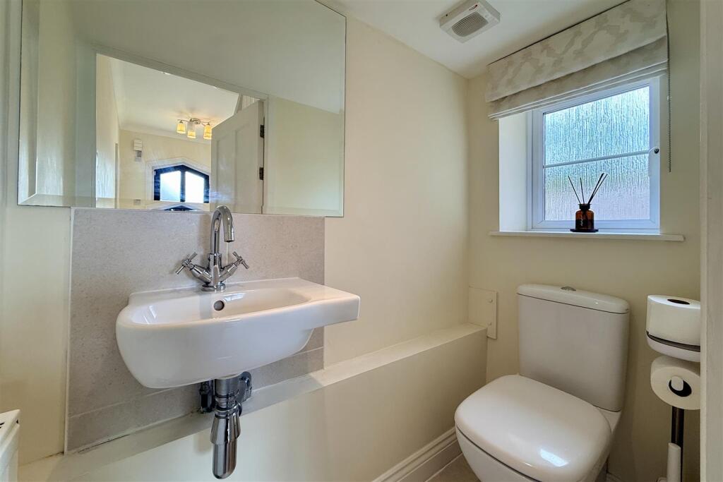 Humphris Place, Cheltenham - View 5