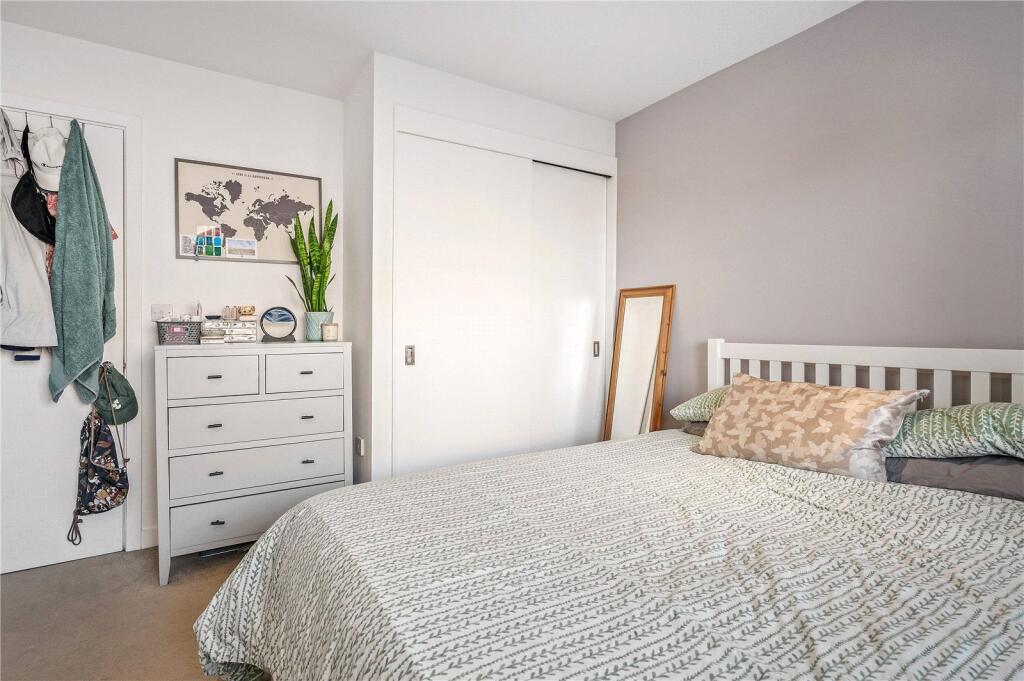 2 bedroom duplex for rent