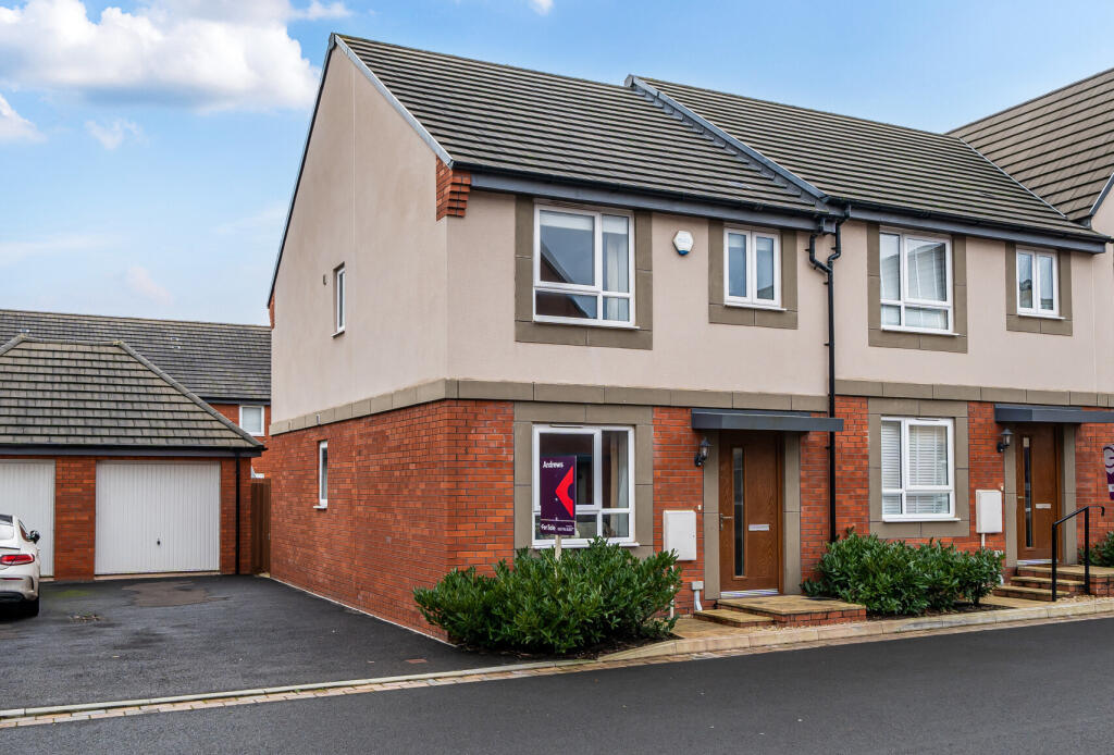 Main image of property: Maximus Gardens, Keynsham, Bristol, Somerset, BS31