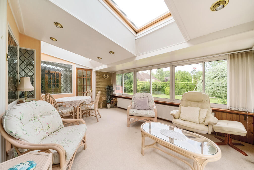 House in Spelthorne, Surrey - View 5