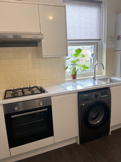 Apartment in London, Brondesbury Park, Queen's Park - View 3