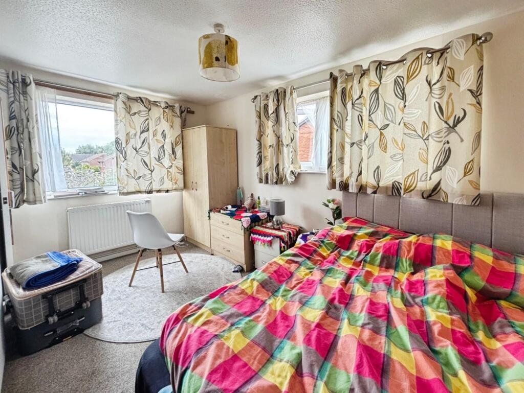 House in Darlington - More