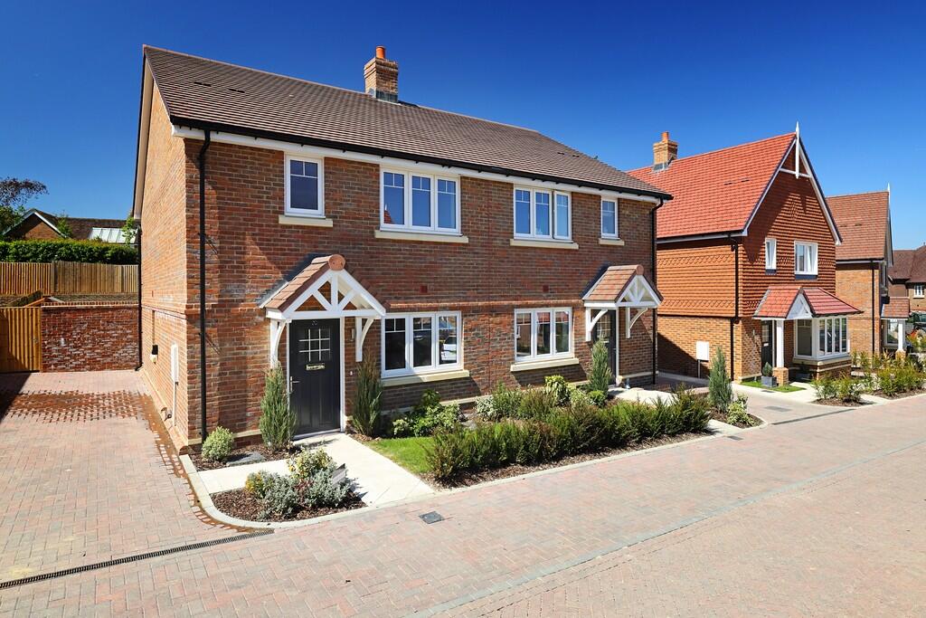 Main image of property: South Road, 
Wivelsfield Green, Haywards Heath, 
East Sussex 
RH17 7QR
