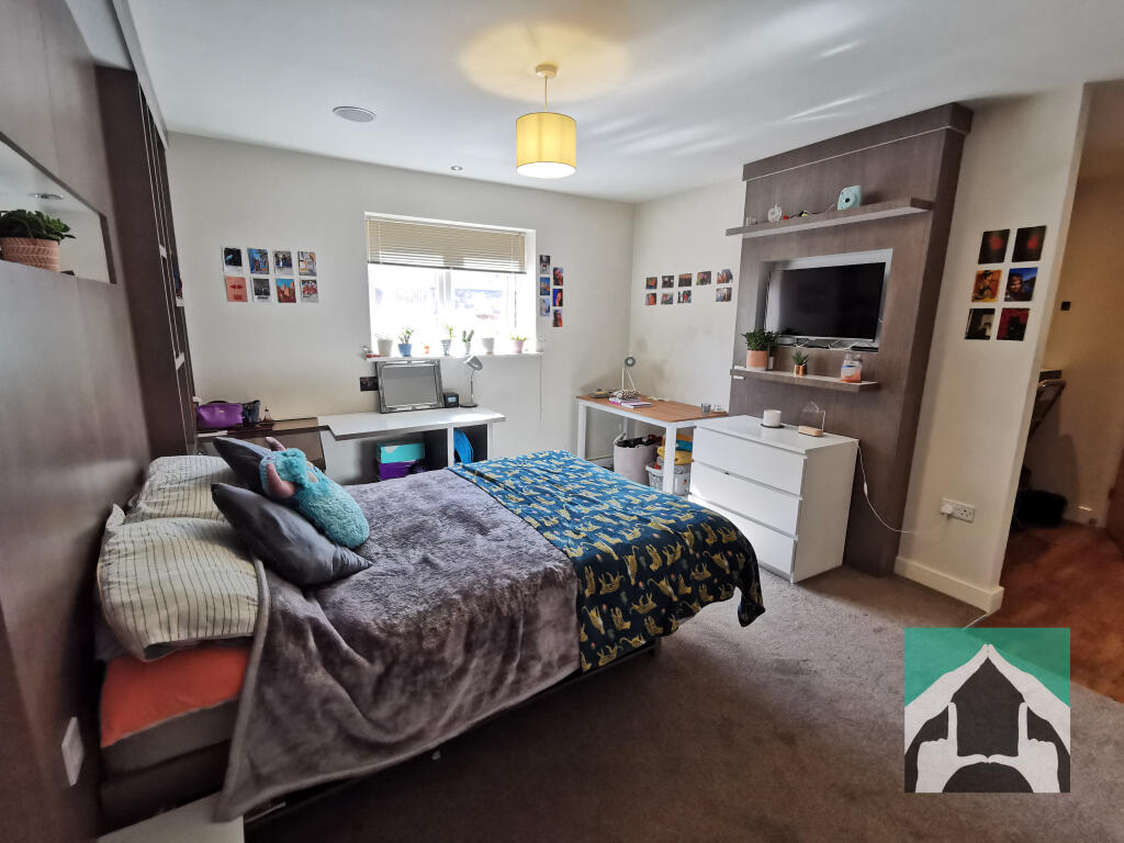 Apartment in Birmingham - More