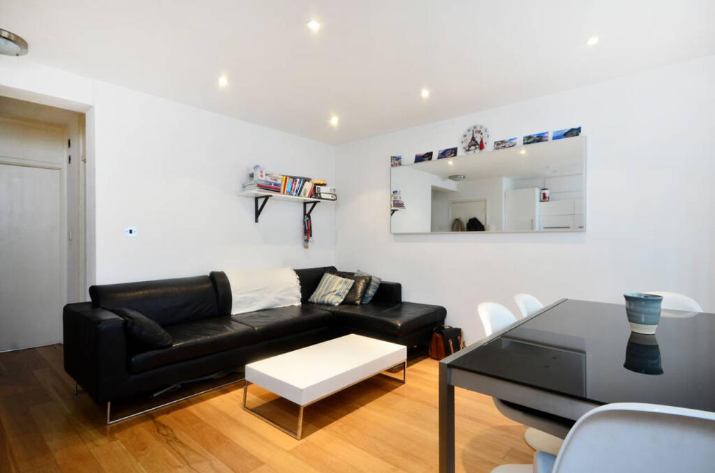 Main image of property: East Street, Elephant and Castle, London, SE17