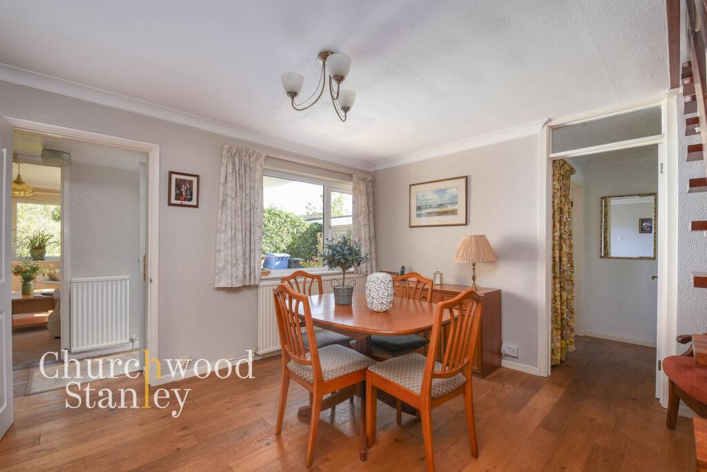 Chaplin Road, East Bergholt, CO7 photo 3