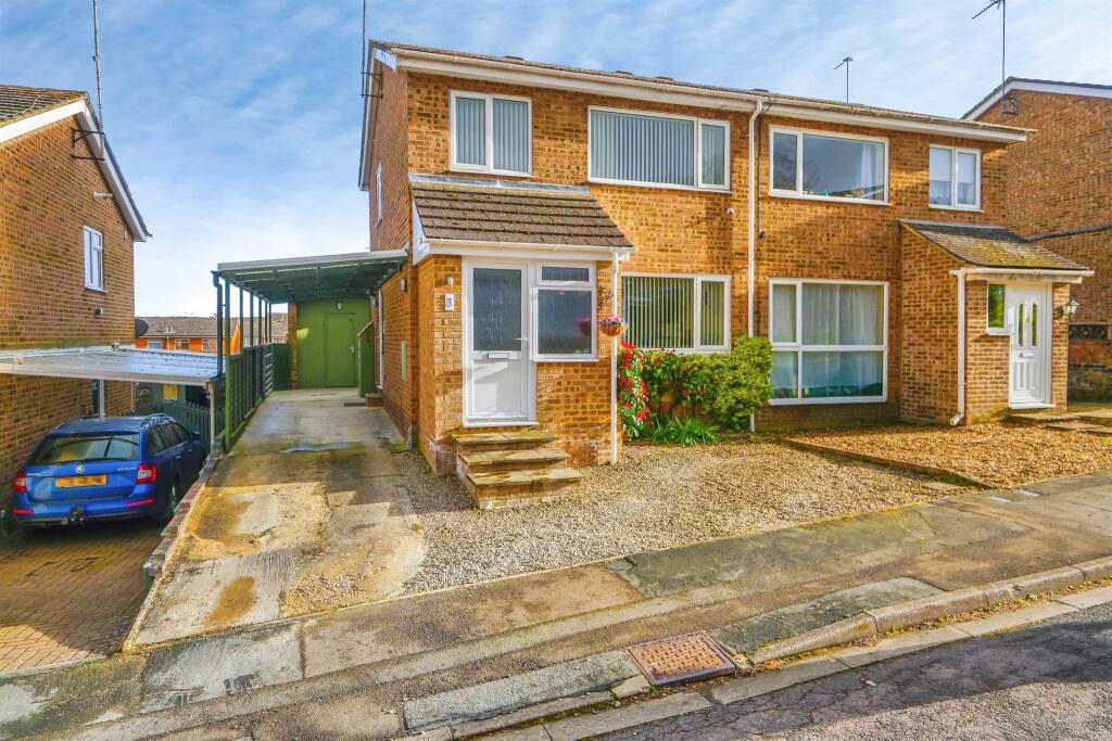 Main image of property: High Acres, Banbury