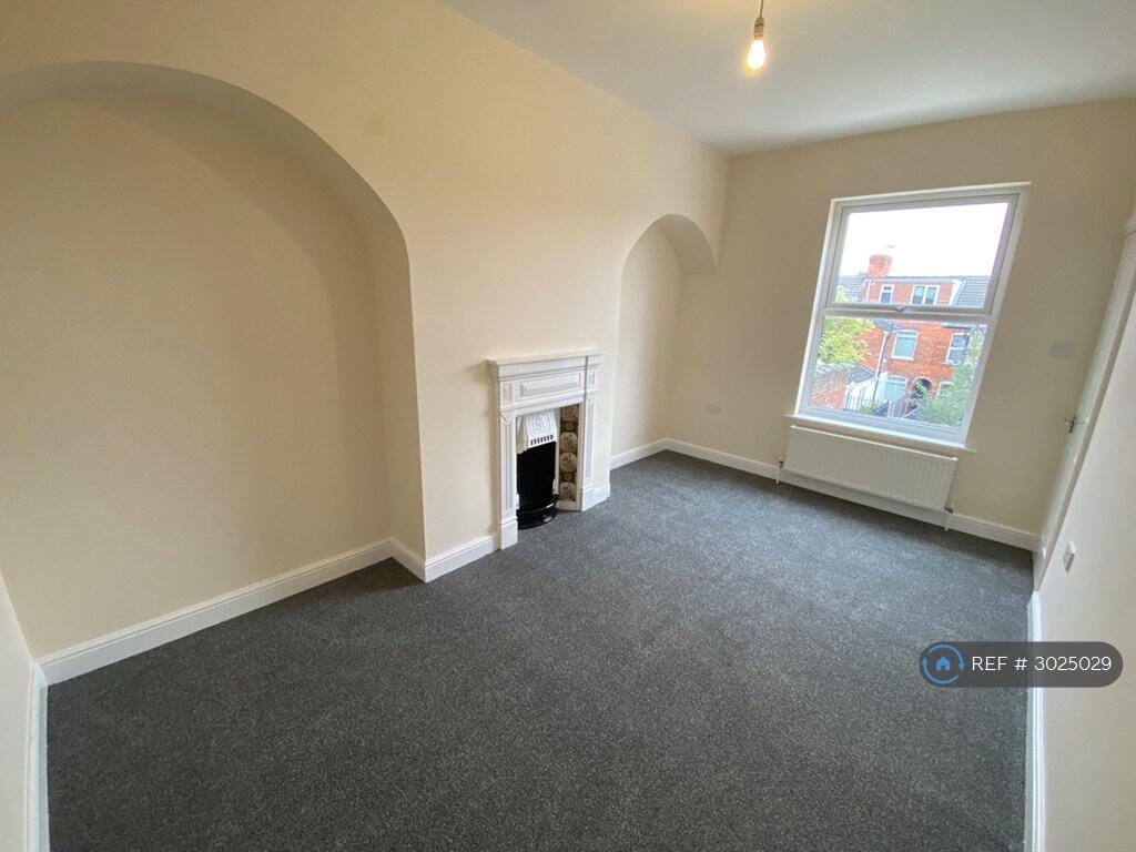 Apartment in South Kesteven, Grantham - View 2
