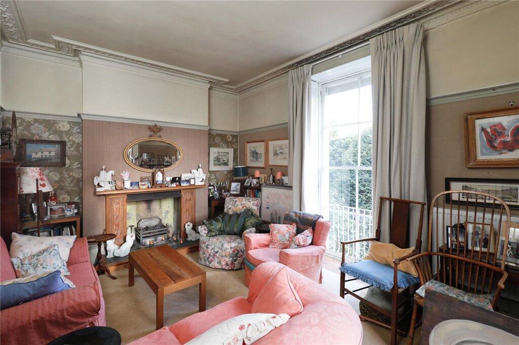 House in London - View 2