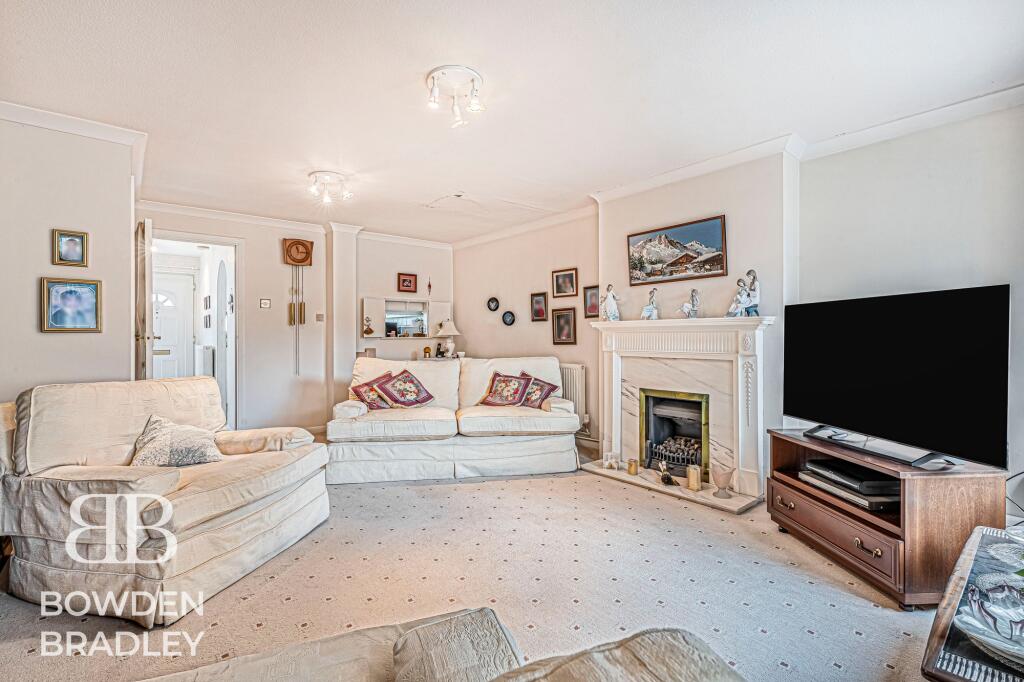House in London - View 2
