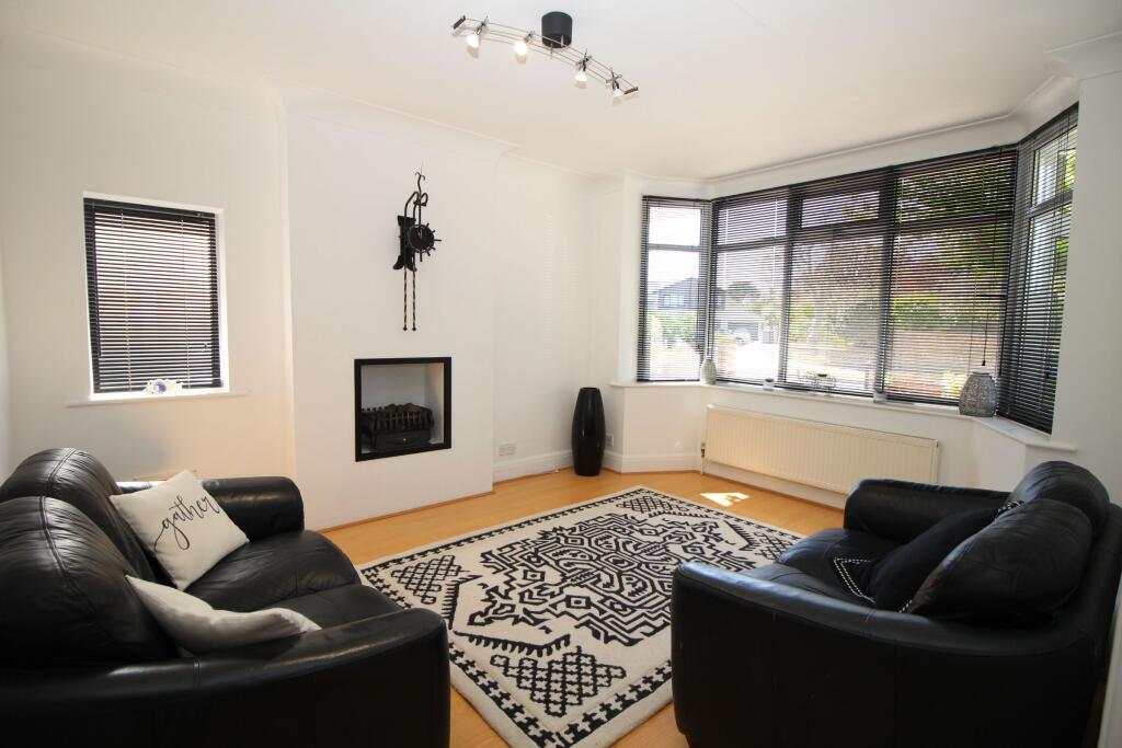 Gainsford Avenue, East Clacton photo 4