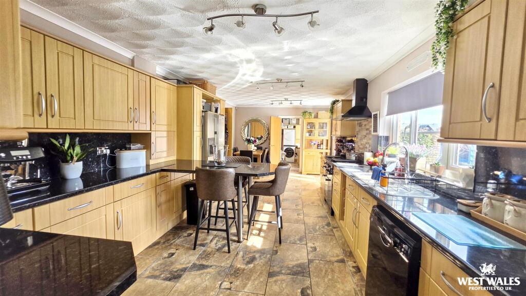 House in Swansea - View 3