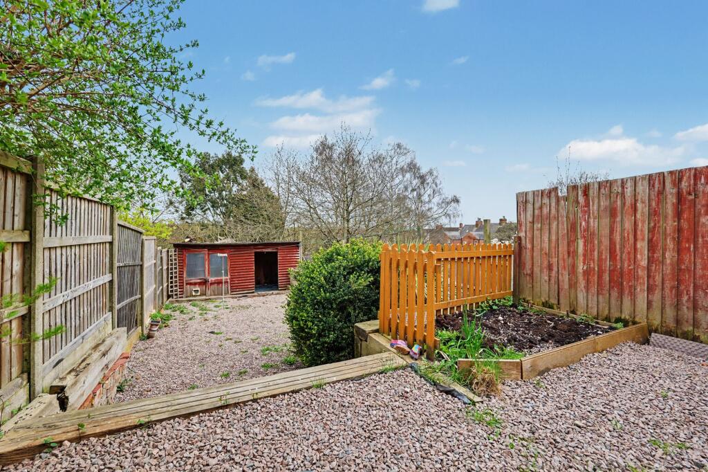 Stanleigh Road, Overseal, DE12 - View 4