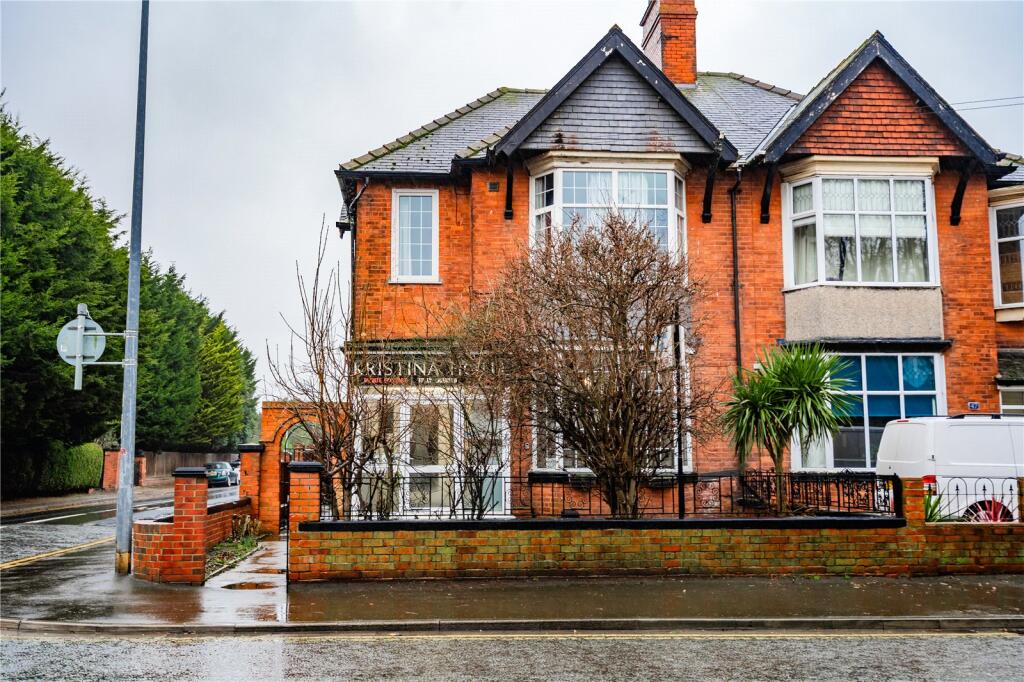 Main image of property: Queens Parade, Cleethorpes, Lincolnshire, DN35