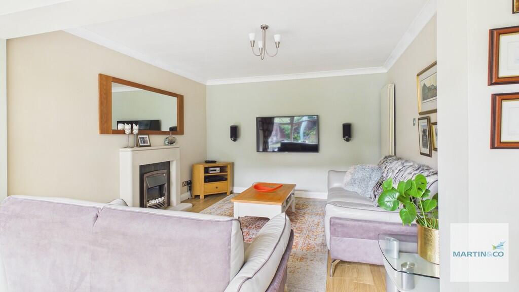 Alcester Drive, Sutton Coldfield photo 2