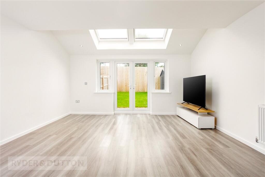House in Oldham - View 2