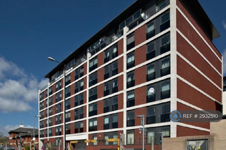 Main image of property: High Street, Slough, SL1
