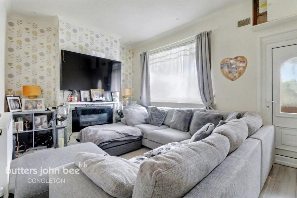 Wedgwood Lane, Gillow Heath, ST8 6RL photo 2