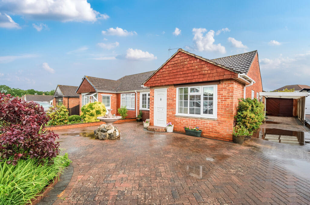 Main image of property: Abbeyfield Drive, Fareham, Hampshire, PO15