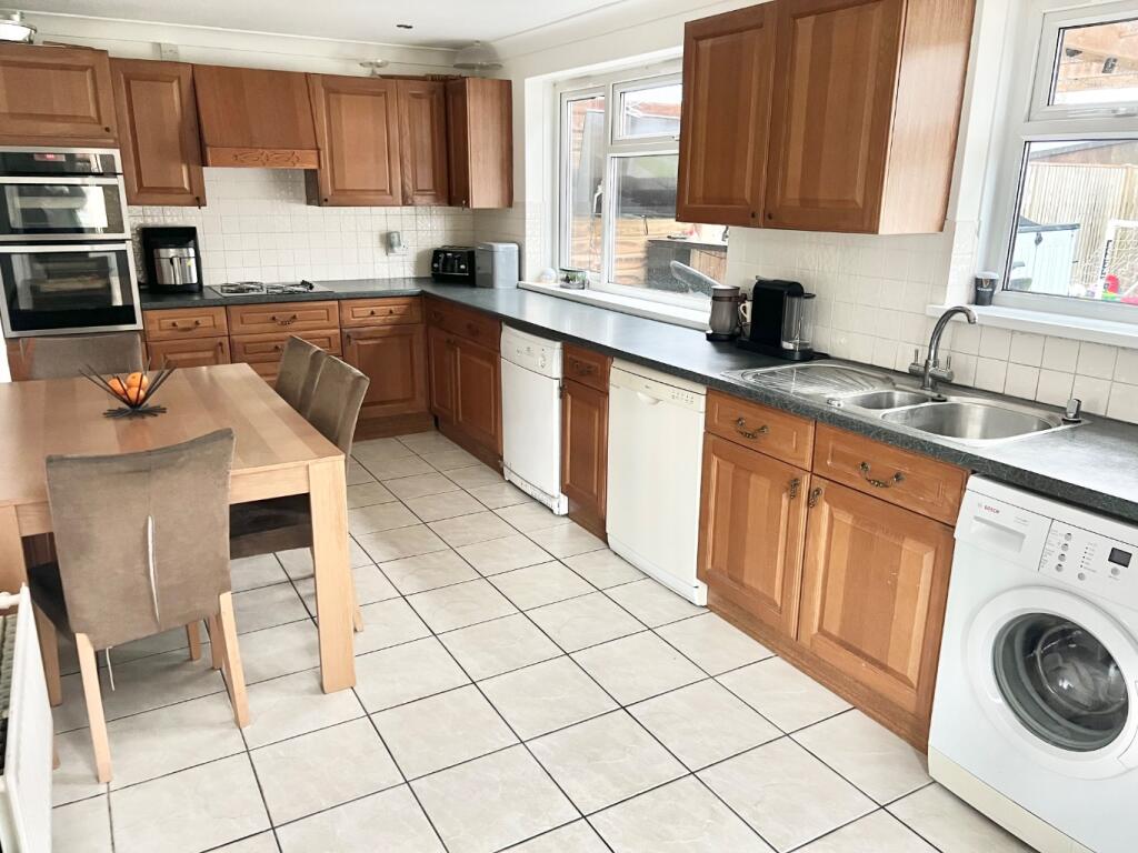 Stonymoor Close, Southampton, SO45 photo 3