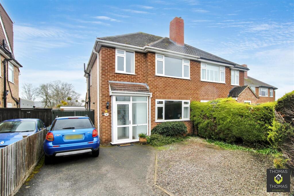 Main image of property: Dinglewell, Hucclecote