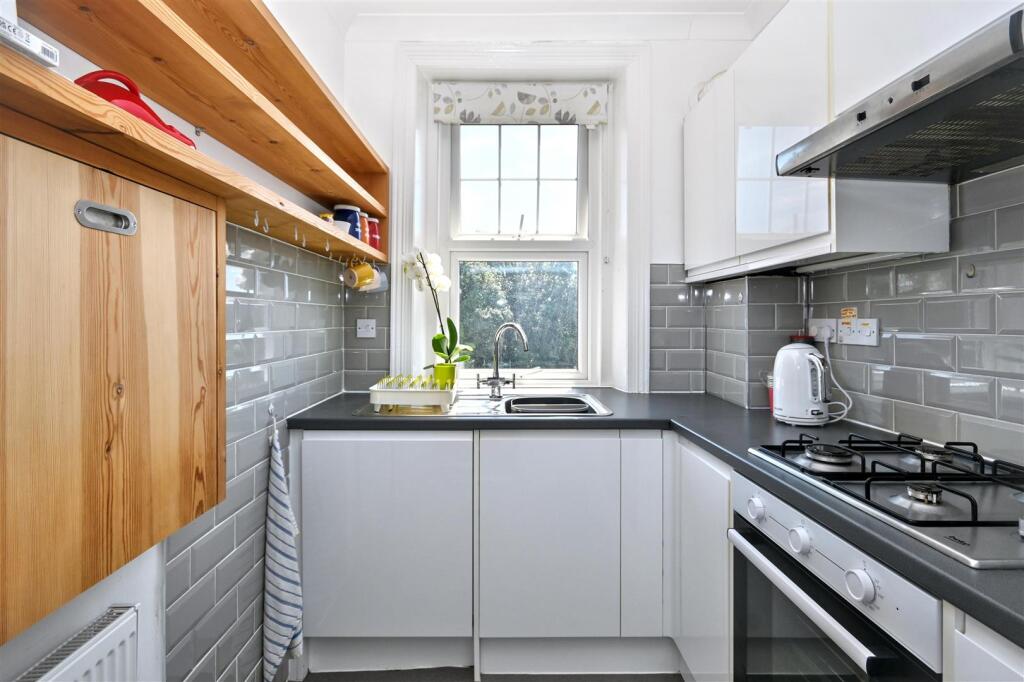Arundel Road, Eastbourne - View 3