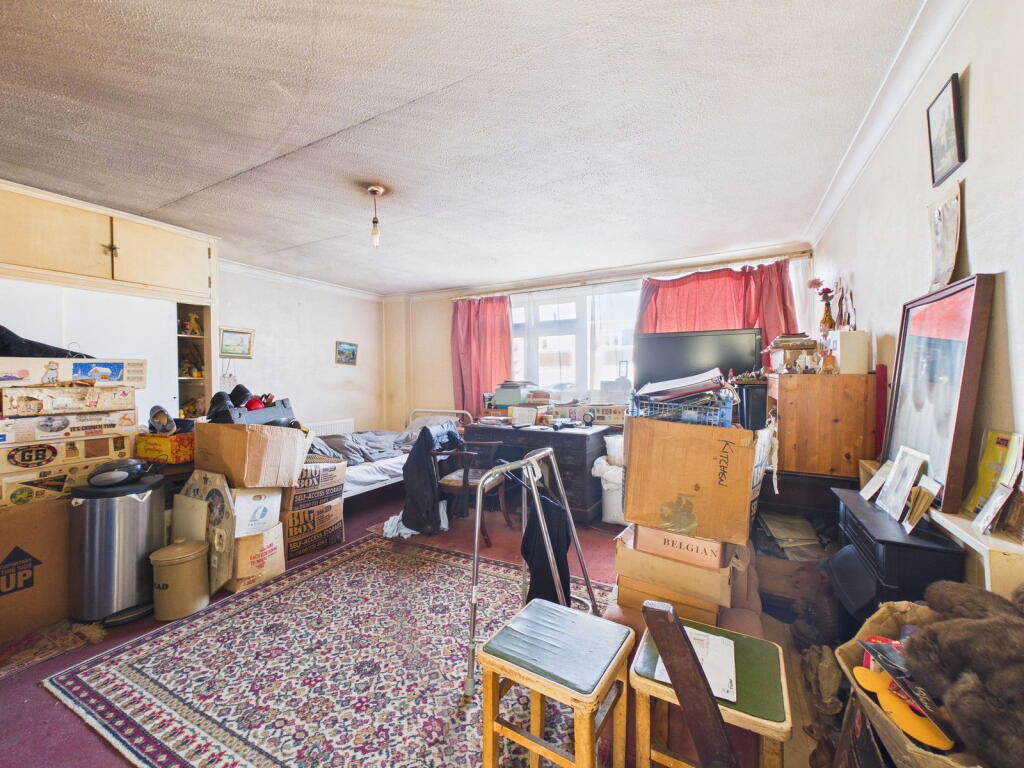 Mill House, Seamill Park Crescent, Worthing, BN11 2PS photo 4