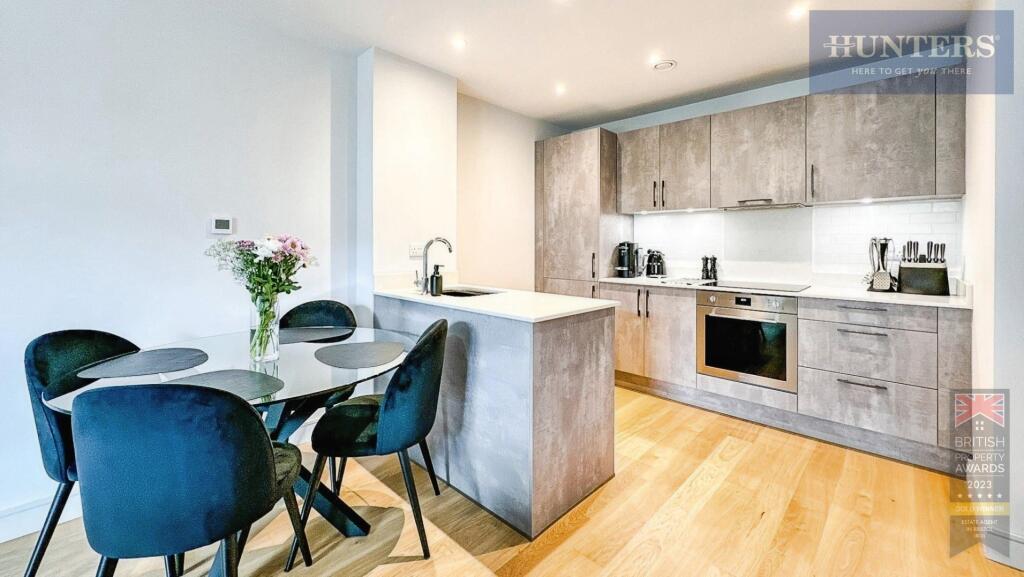 Apartment in Bristol, Wapping Wharf, Southville - View 5