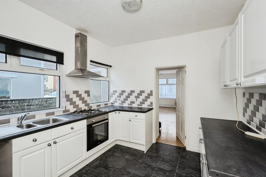 House in Swansea - View 5