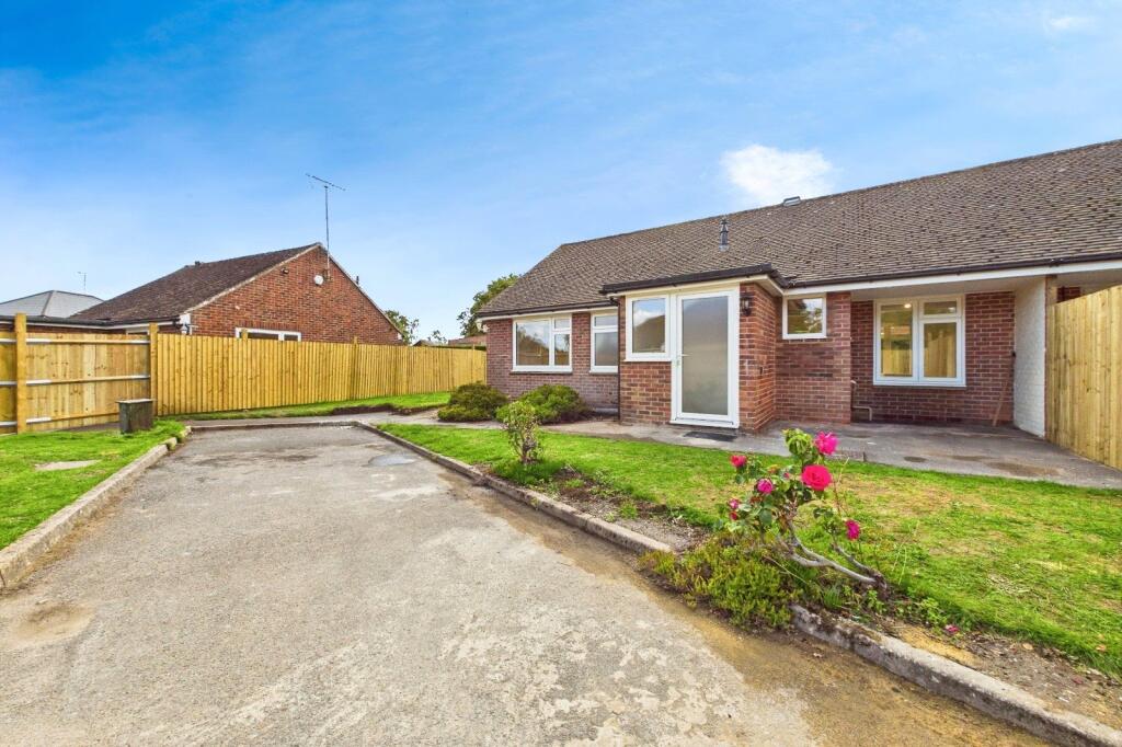 Main image of property: Hampton Road, Newbury, Berkshire, RG14