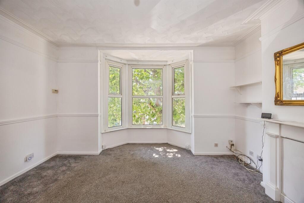 Apartment in Portsmouth - View 2